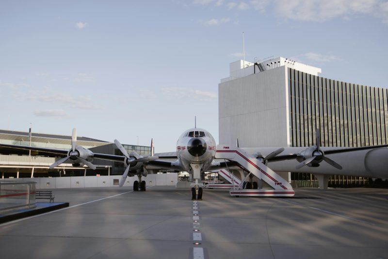 Fly to Barcelona, Spain and New York, USA: Unbeatable Price of 336 EUR!